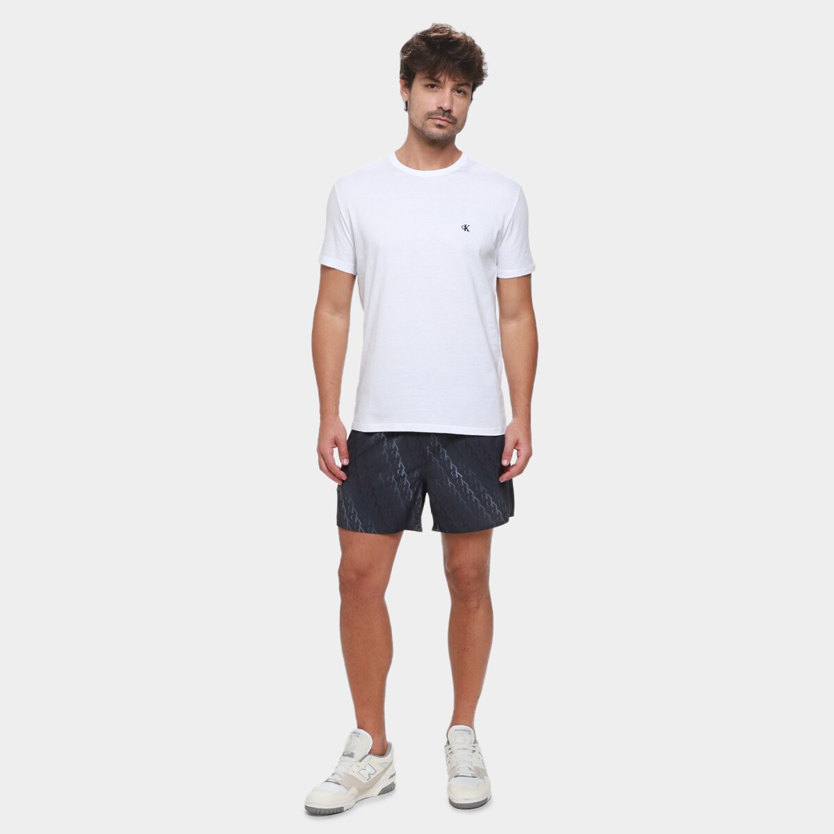 Camiseta Calvin Klein Logo Serif Font Masculino - 4