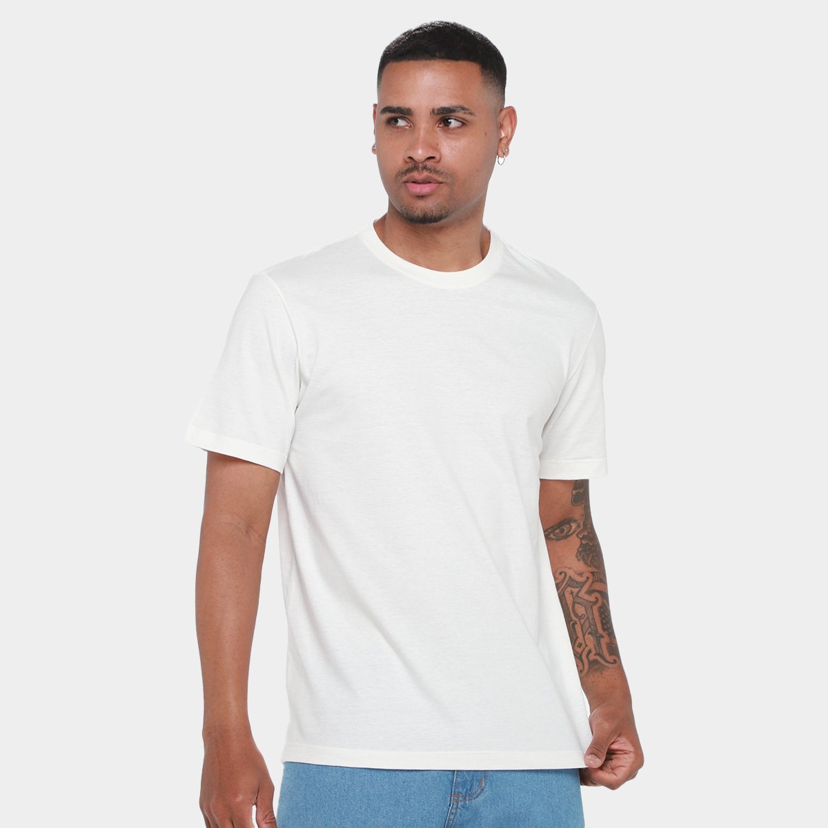 Camiseta Cavalera Comfort Basic Masculina Menor preço em Camiseta Cavalera Comfort Basic Masculina