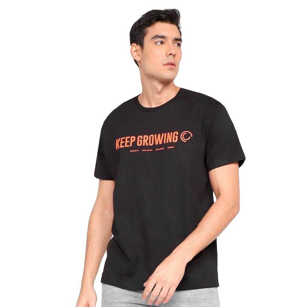 Camiseta Colcci Masculina Regular Keep Growing Preta