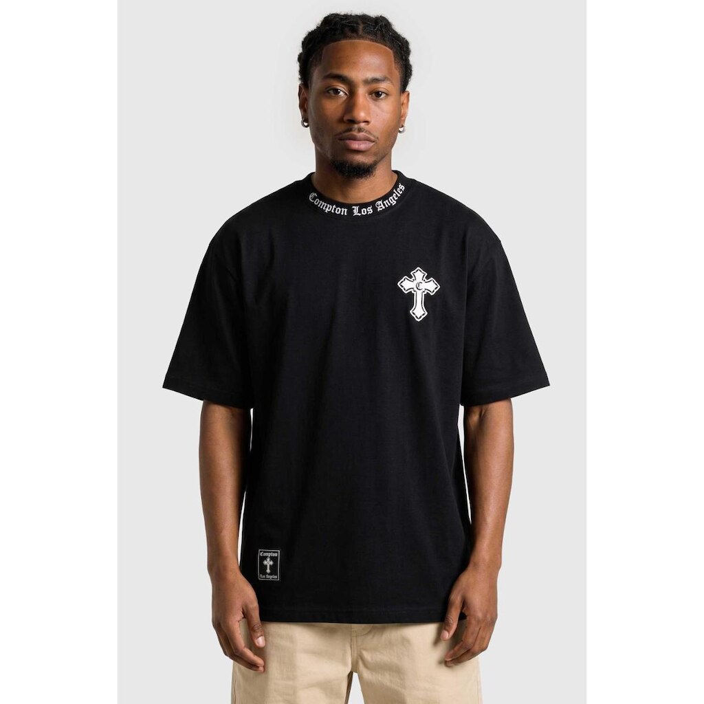 Camiseta Compton Oversized Gang Cross Preto