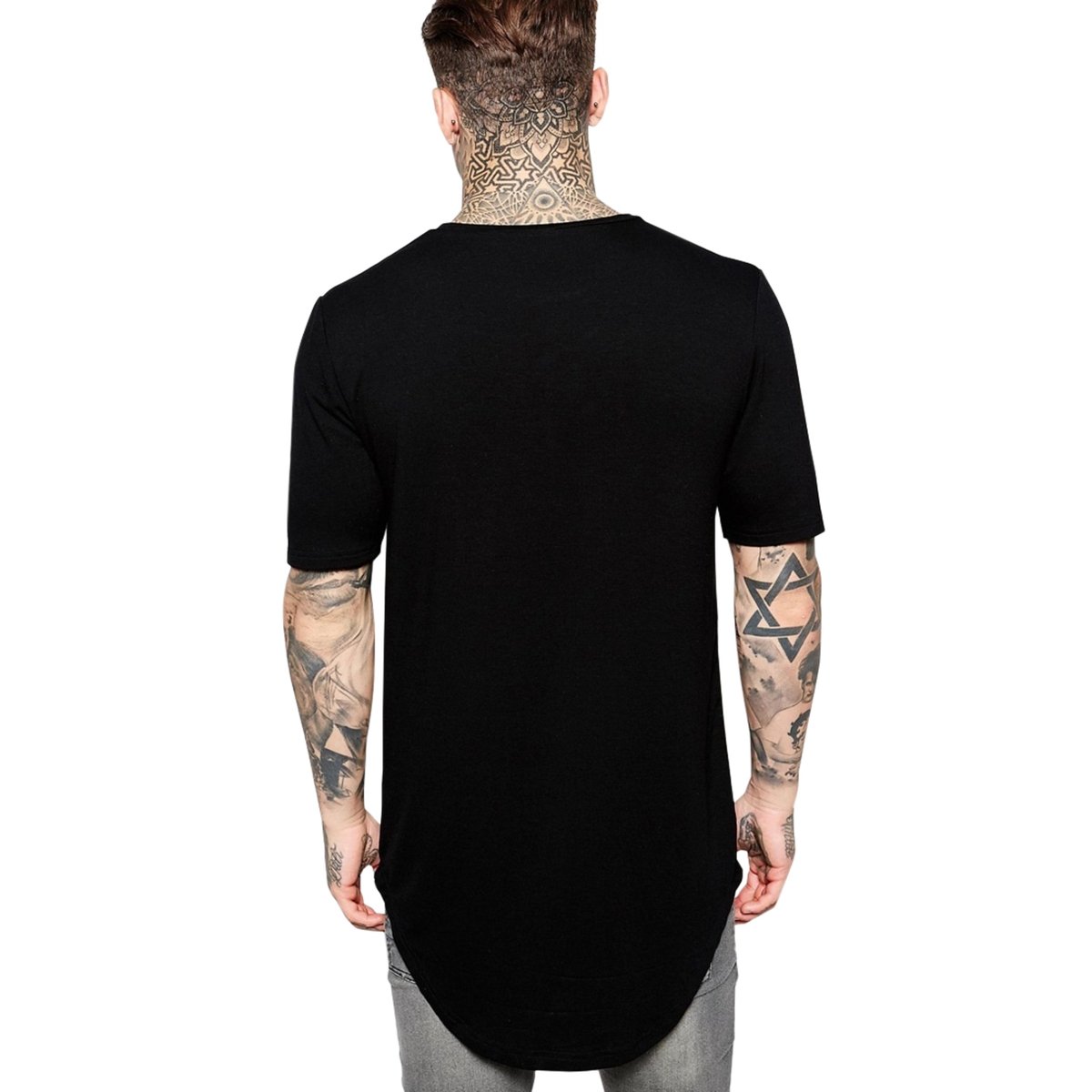 Camiseta preta longline Outlet