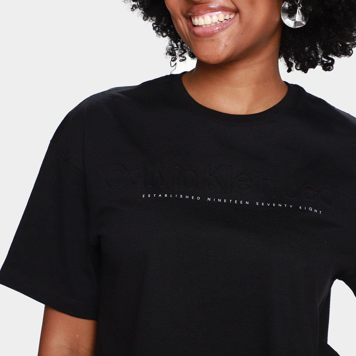 Camiseta Cropped Calvin Klein Embossed Feminina - 2