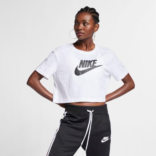 Camiseta Cropped Nike Sportswear Essential Feminina - Branco Menor preço em Camiseta Cropped Nike Sportswear Essential Feminina - Branco
