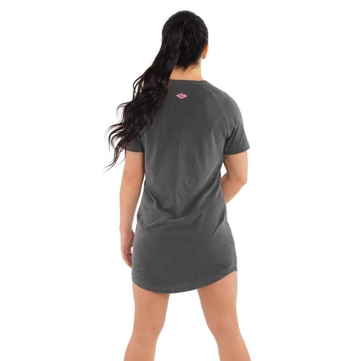 vestido camiseta cinza