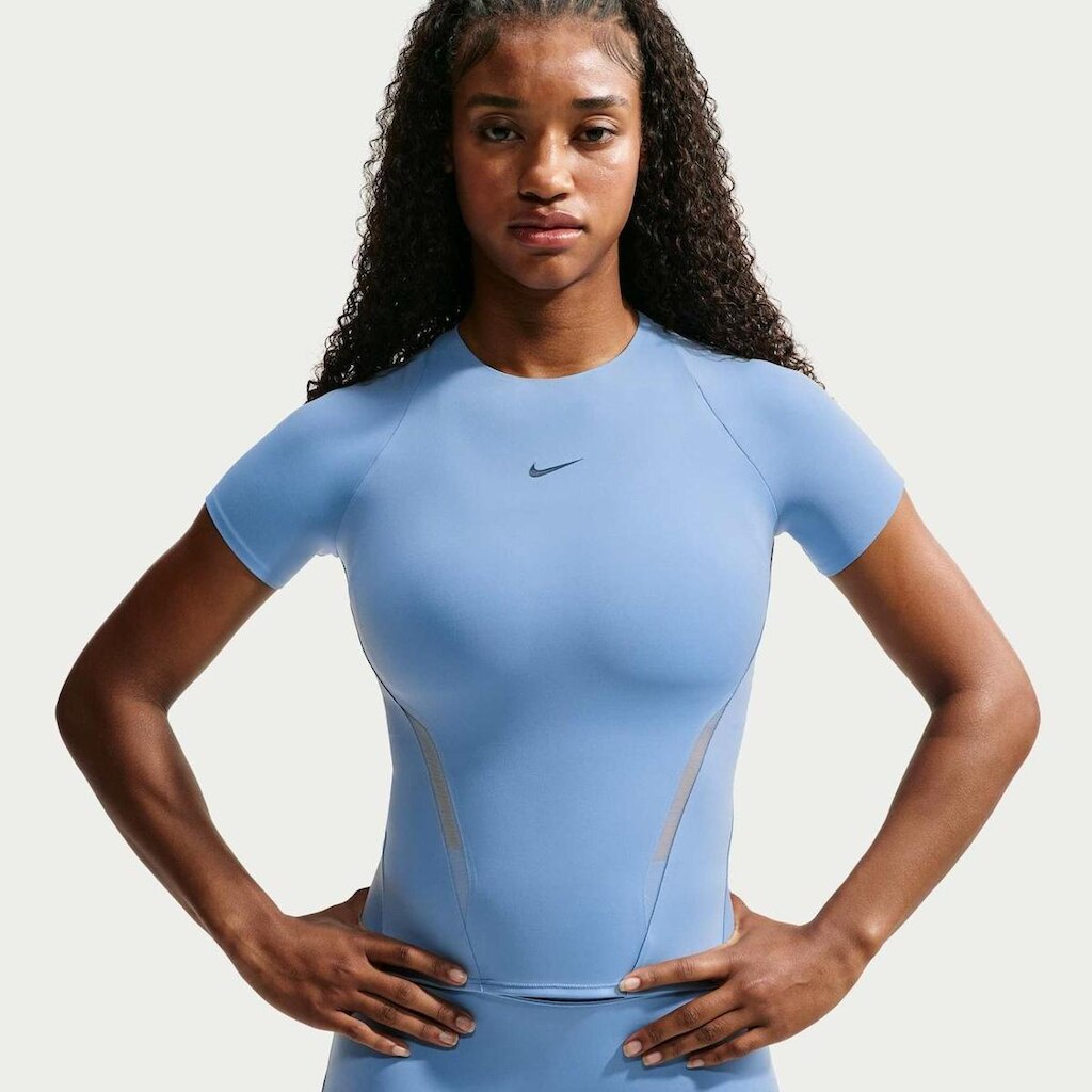 Camiseta Dri-FIT Nike Universa Mesh Feminina