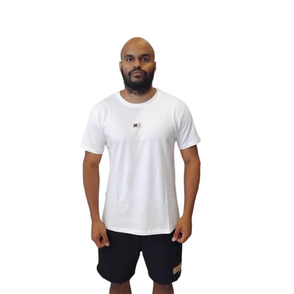 Camiseta Ecko Unltd Masculina Luck Still Free Be Unlimited