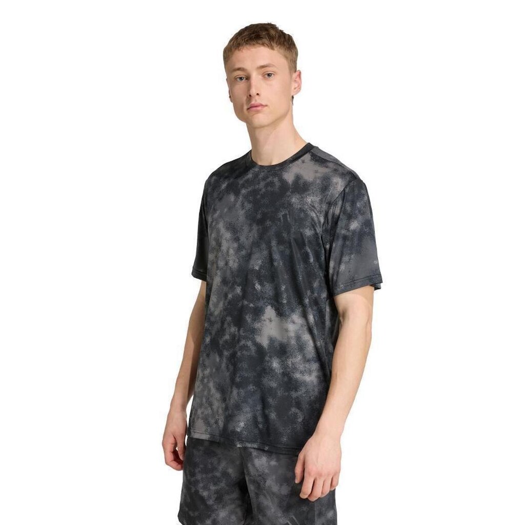 Camiseta Estampada Todos os Lados Essentials de Treino Adidas