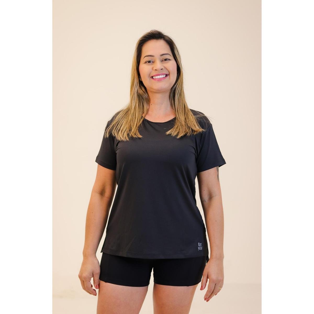Camiseta Feminina Assimetrica