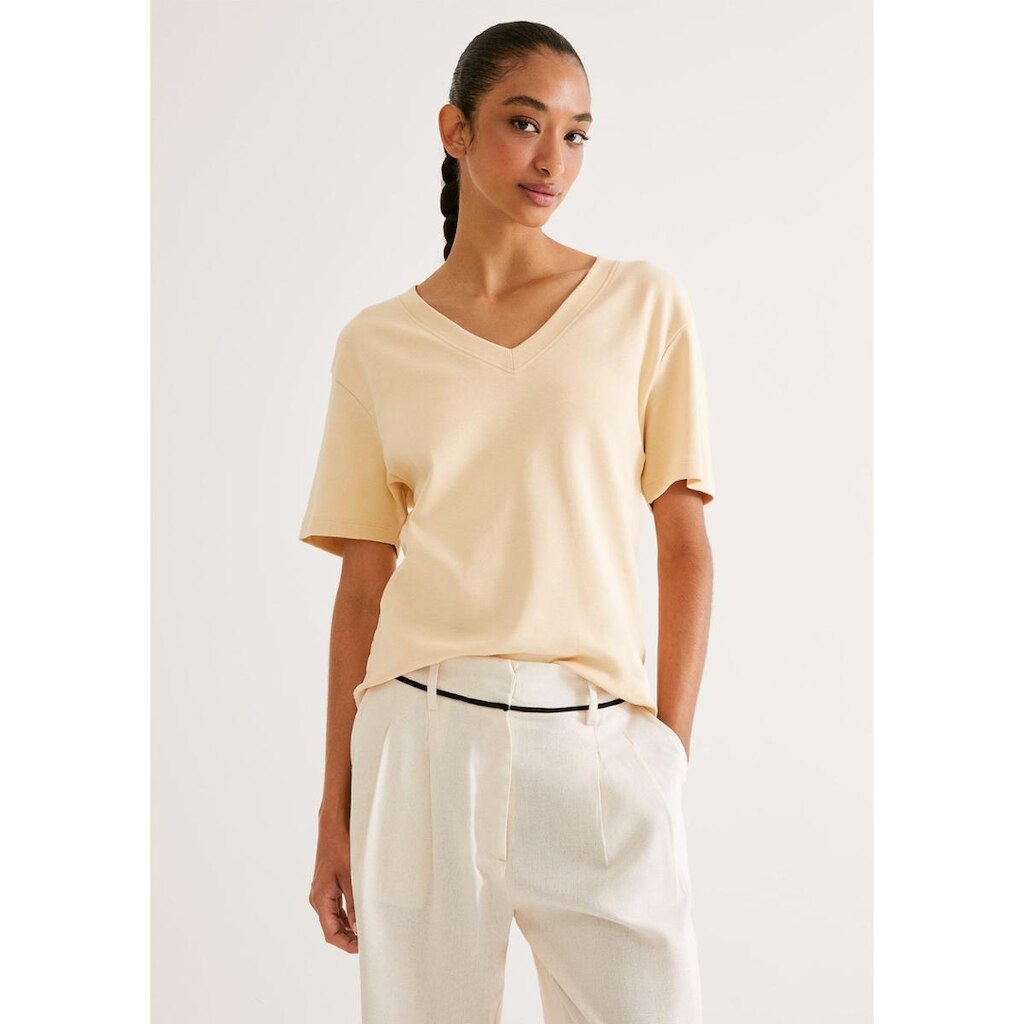 Camiseta Feminina Oversized Decote V Em Malha Interlock