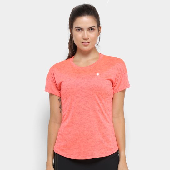 Camiseta Fila Basic Soft Feminina - Coral Menor preço em Camiseta Fila Basic Soft Feminina - Coral