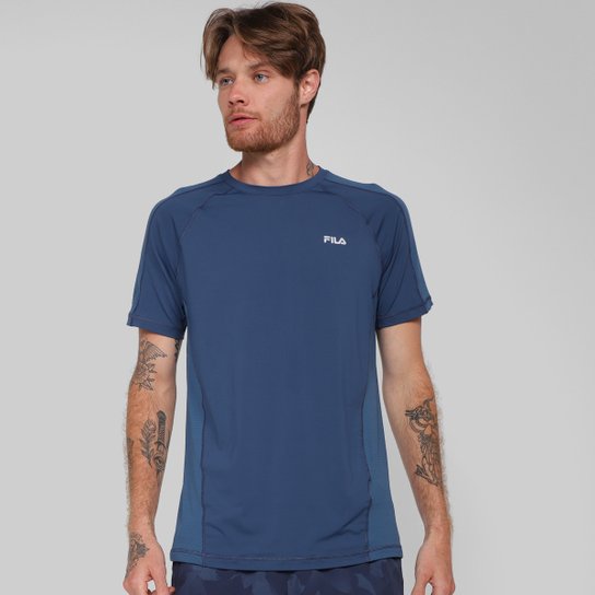 Camiseta Fila Light Speed Masculina - Azul Escuro Menor preço em Camiseta Fila Light Speed Masculina - Azul Escuro