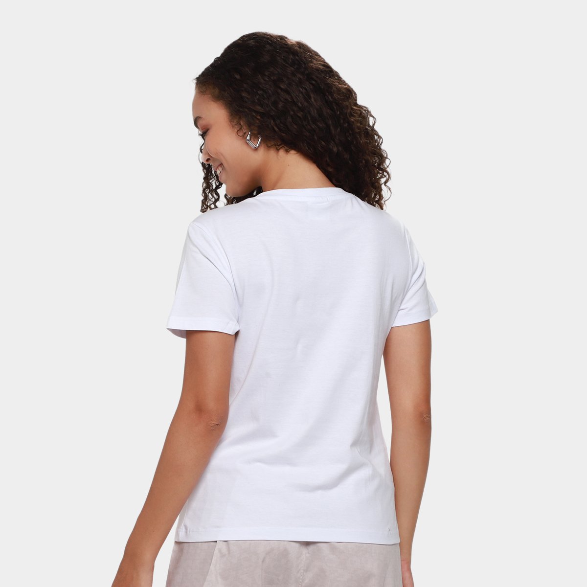 Camiseta Fila Regular V Basic Classic Feminina - 1