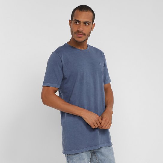 Camiseta Forum Básica Lisa Masculina - Azul Menor preço em Camiseta Forum Básica Lisa Masculina - Azul