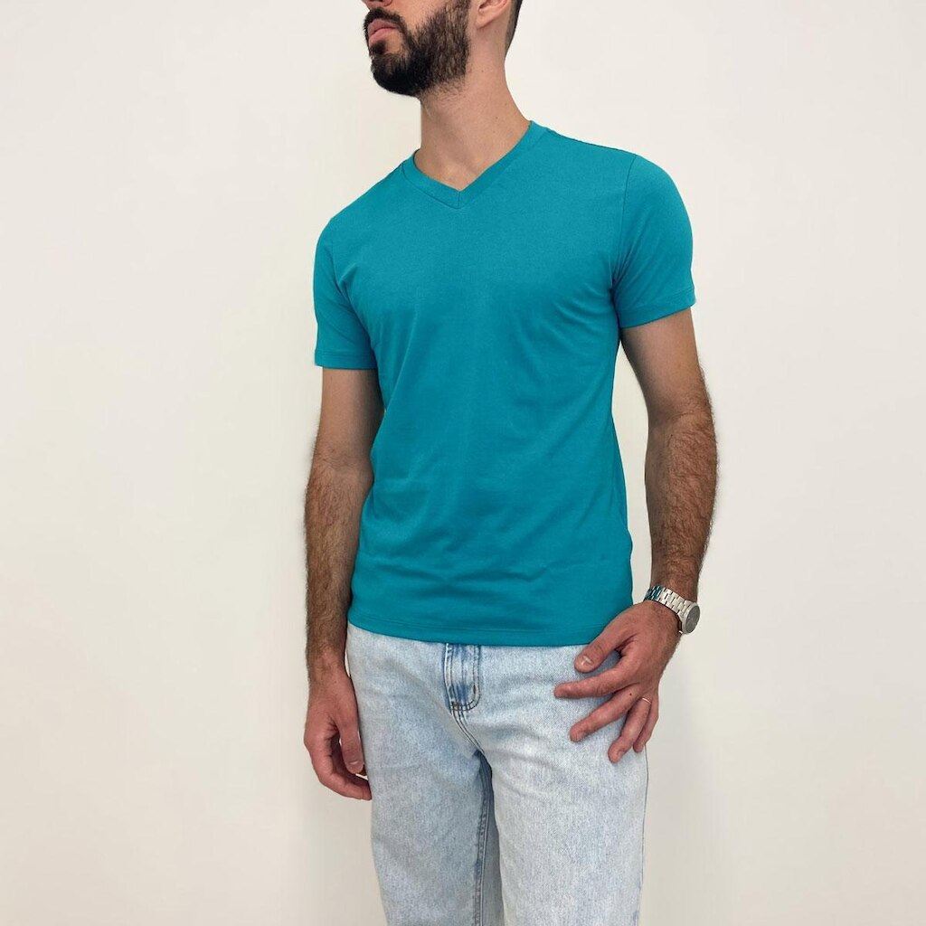 Camiseta Gola V Masculina