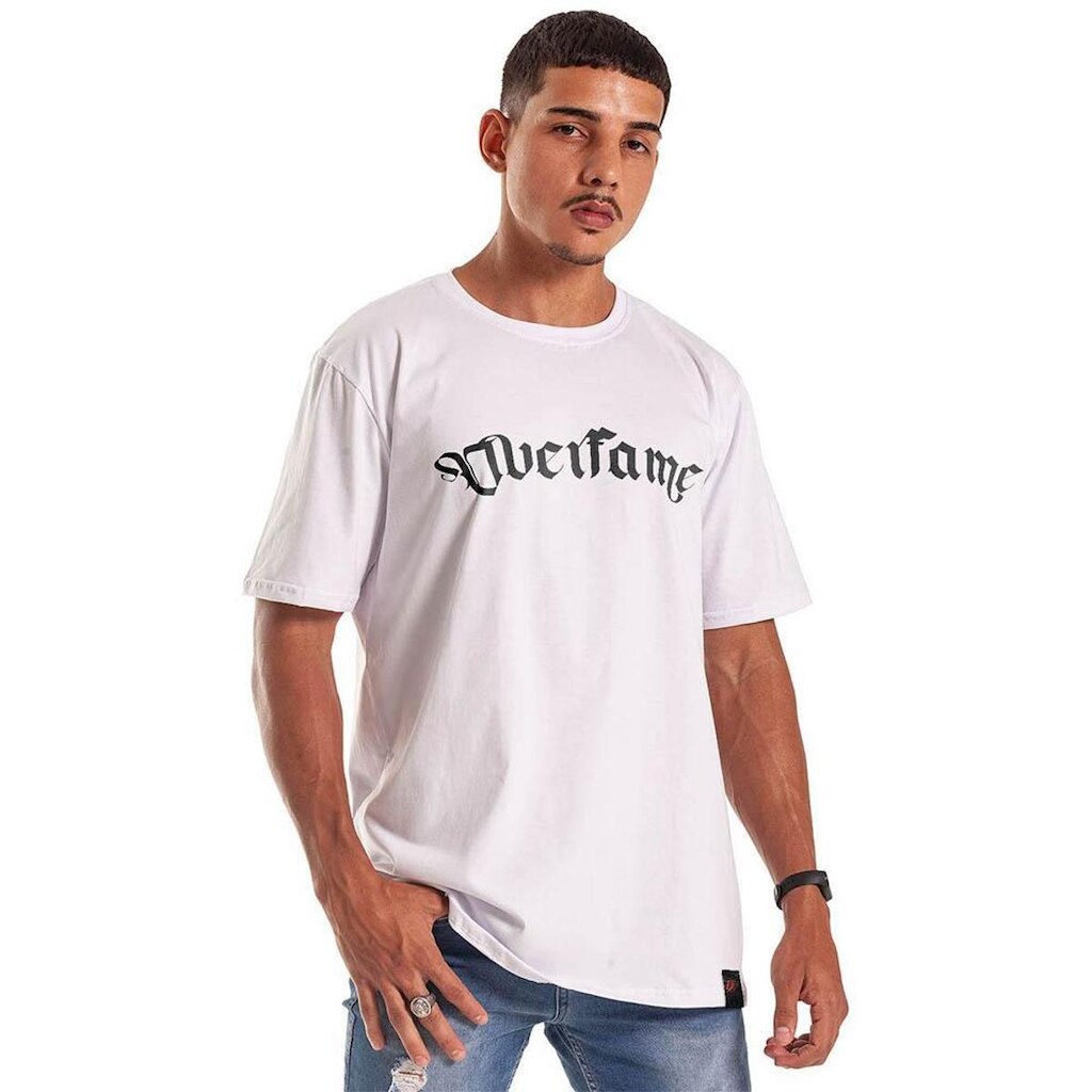 Camiseta Grafics Oversized Branco Gothic Lettering