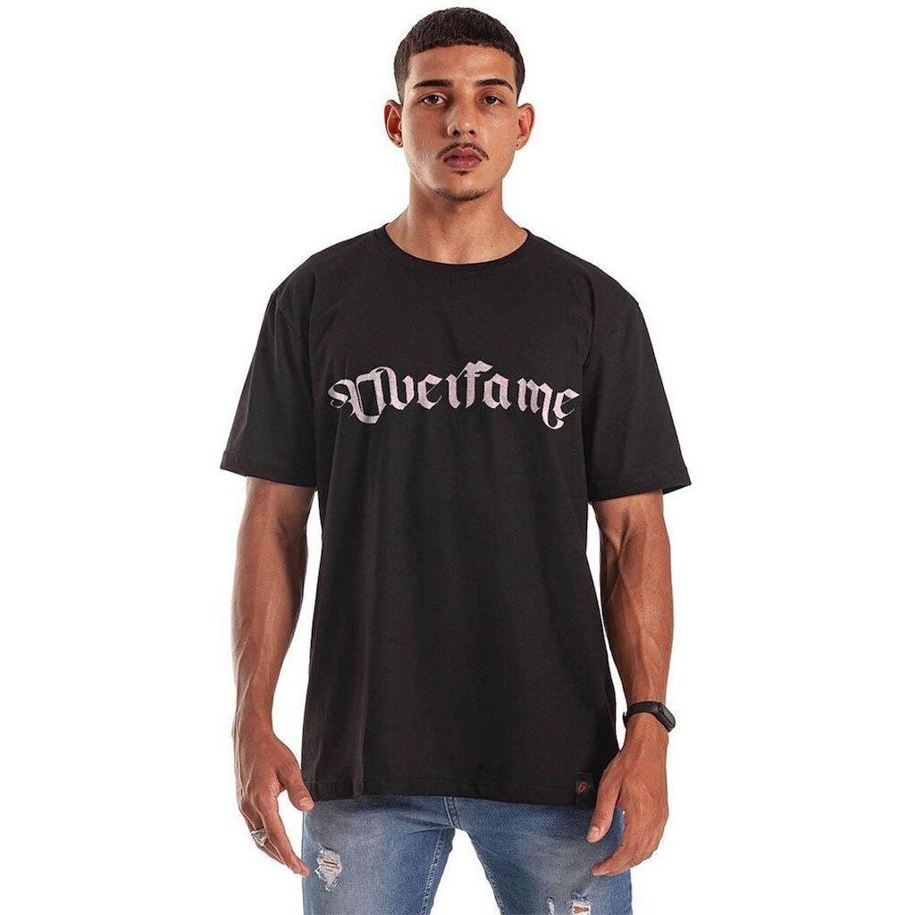 Camiseta Grafics Oversized Preto Gothic Lettering