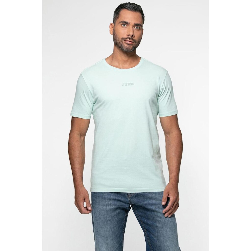 Camiseta Guess Bordado Centro Azul Claro