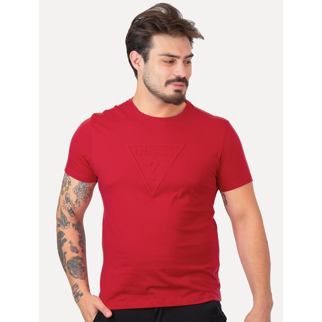 Camiseta Guess Masculina Embossed Logo Vermelha