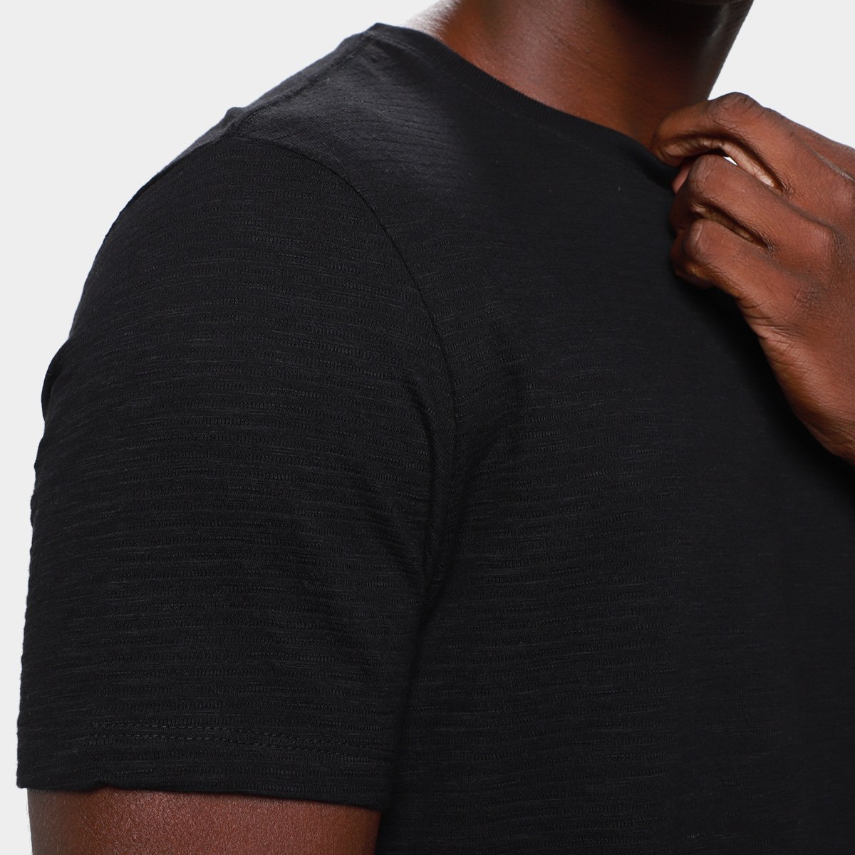 Camiseta Hering Texturizada Regular Masculina - 3