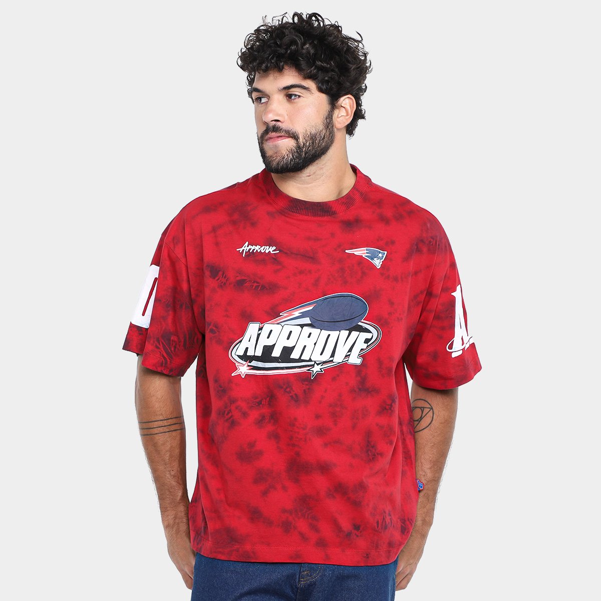 Camiseta Huge Approve X NFL Patriots Collors IV Menor preço em Camiseta Huge Approve X NFL Patriots Collors IV