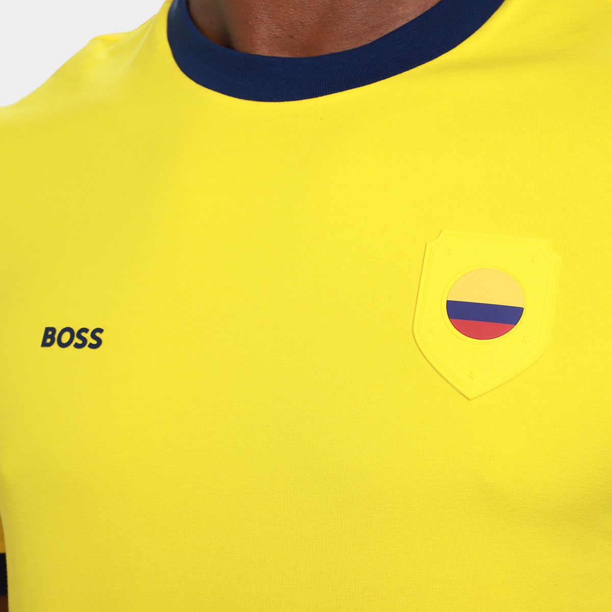 Camiseta Hugo Boss Colombia Masculina - 3
