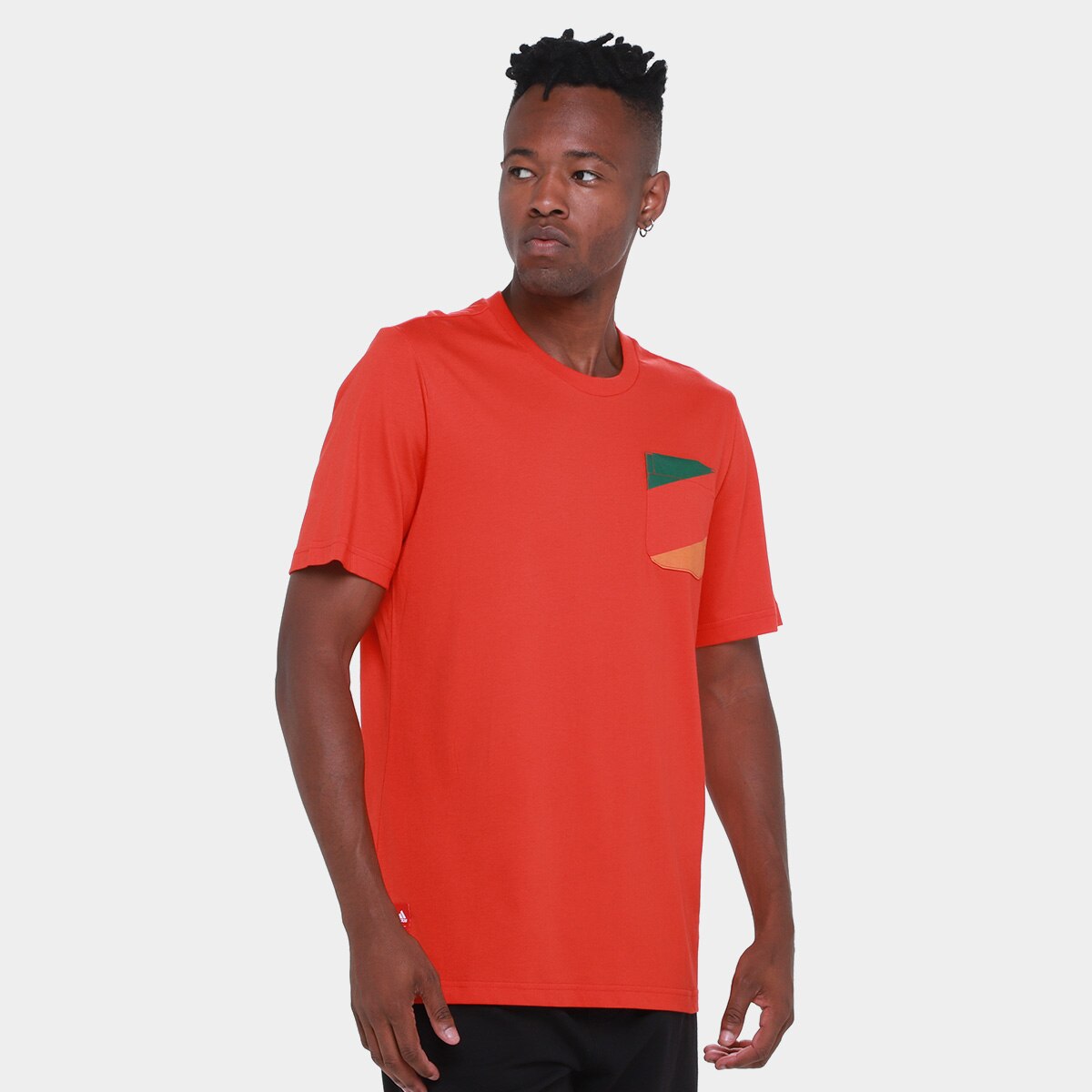 Camiseta Internacional DNA Adidas Masculina Menor preço em Camiseta Internacional DNA Adidas Masculina