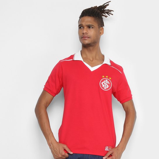 Camiseta Internacional Retrô Mania 1992 Masculina - Vermelho Menor preço em Camiseta Internacional Retrô Mania 1992 Masculina - Vermelho