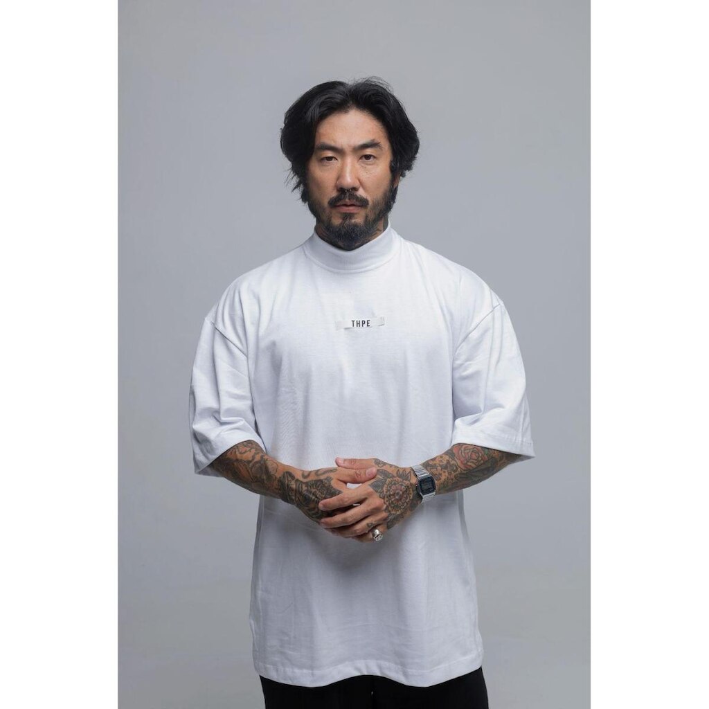 Camiseta Isso Oversized Gola Alta Rubber