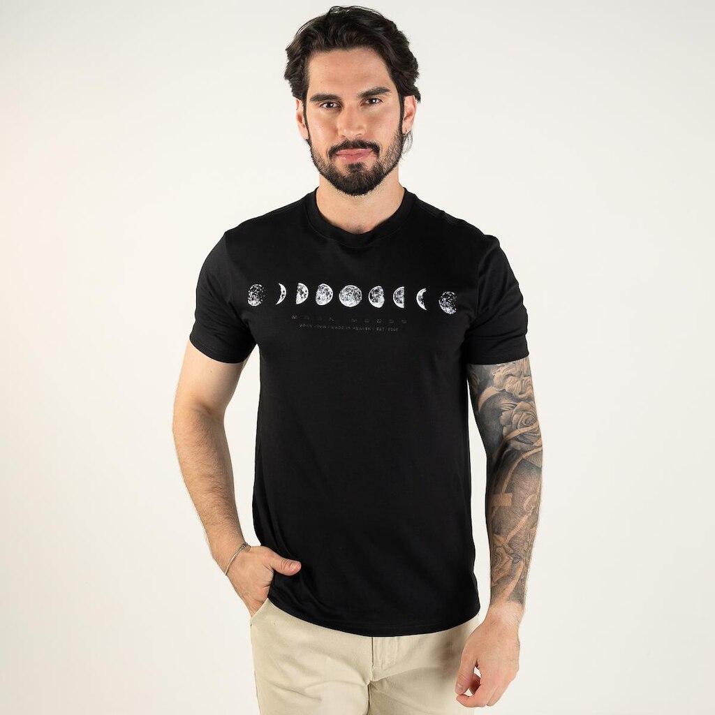 Camiseta John John Moon Moods Preta