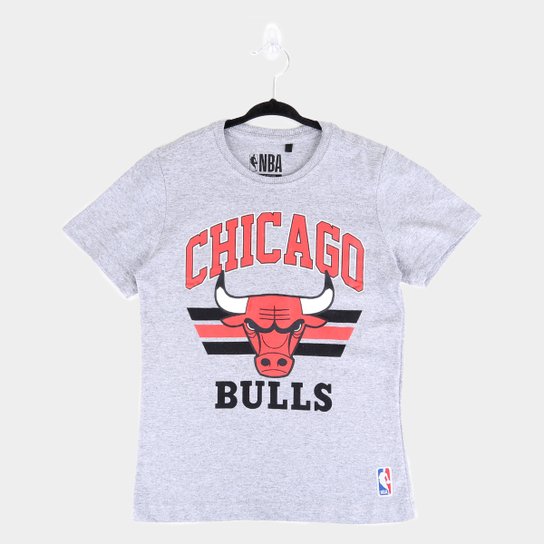 Camiseta Juvenil NBA Chicago Bulls Team Arch Masculina - Mescla Menor preço em Camiseta Juvenil NBA Chicago Bulls Team Arch Masculina - Mescla