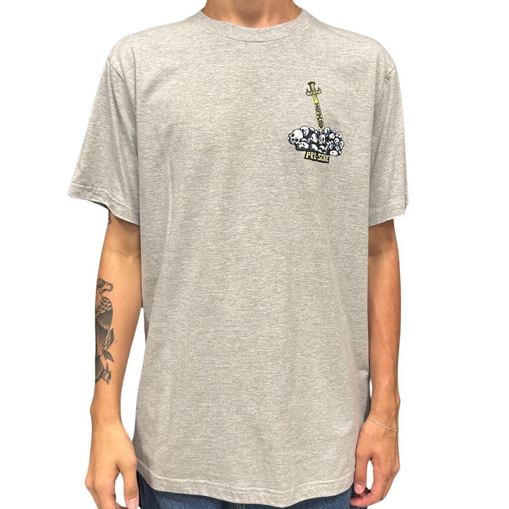 Camiseta Kokase O Barbaro Drop Dead