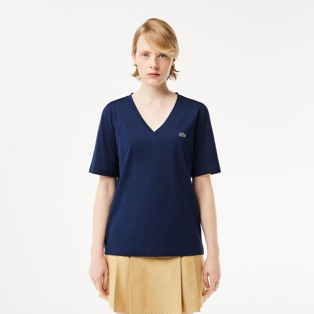 Camiseta Lacoste de Algodão com Gola V e Caimento Relaxado Feminina