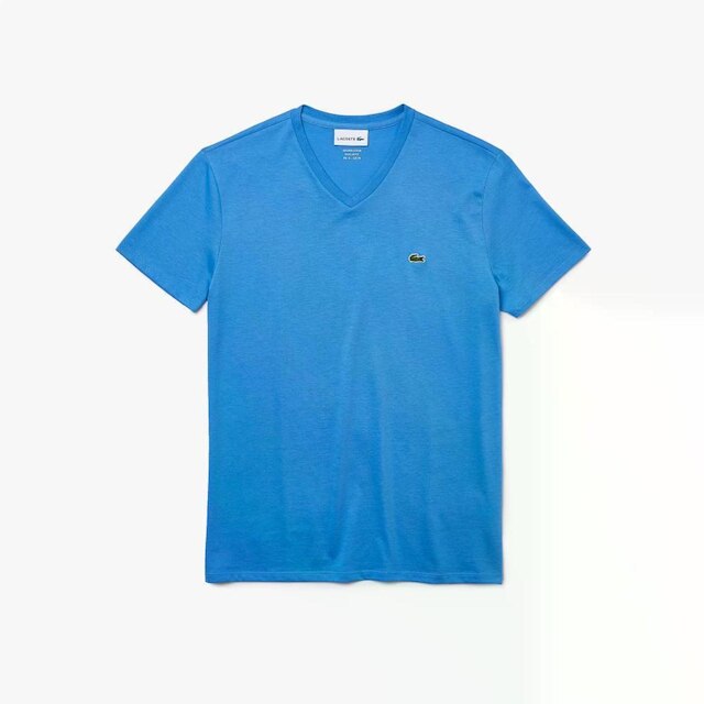 Camiseta Lacoste Masculina em Algodão Pima com Gola V - Azul Royal Menor preço em Camiseta Lacoste Masculina em Algodão Pima com Gola V - Azul Royal