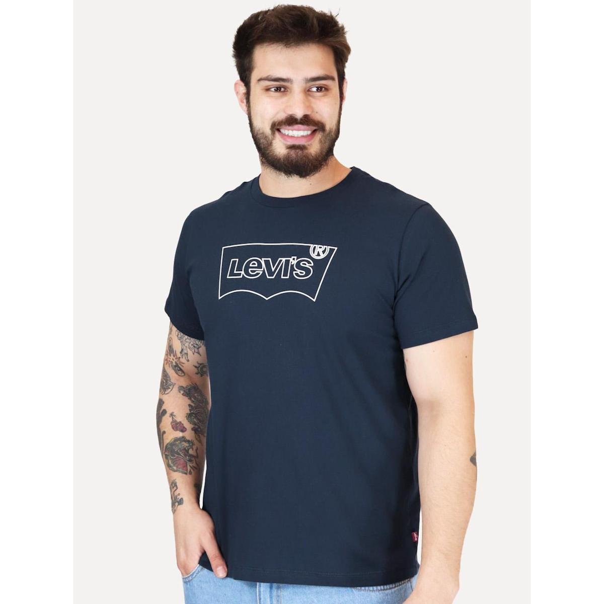 Camiseta Levis Masculina Standard Relaxed Center Logo Azul Marinho Menor preço em Camiseta Levis Masculina Standard Relaxed Center Logo Azul Marinho