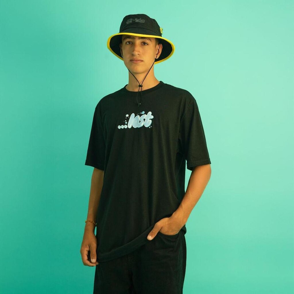 Camiseta Lost x Bob Esponja Enterprises