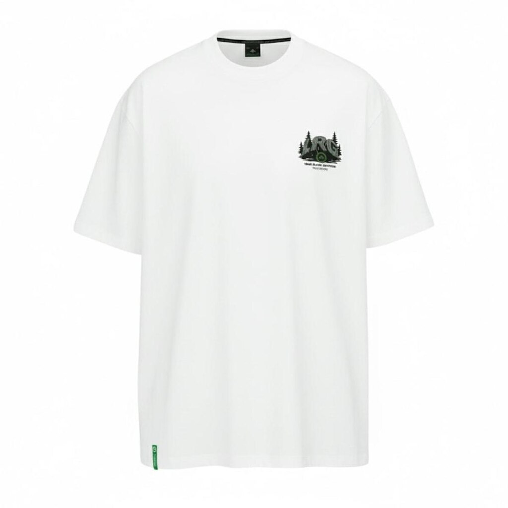 Camiseta LRG Panda Squatch Branca