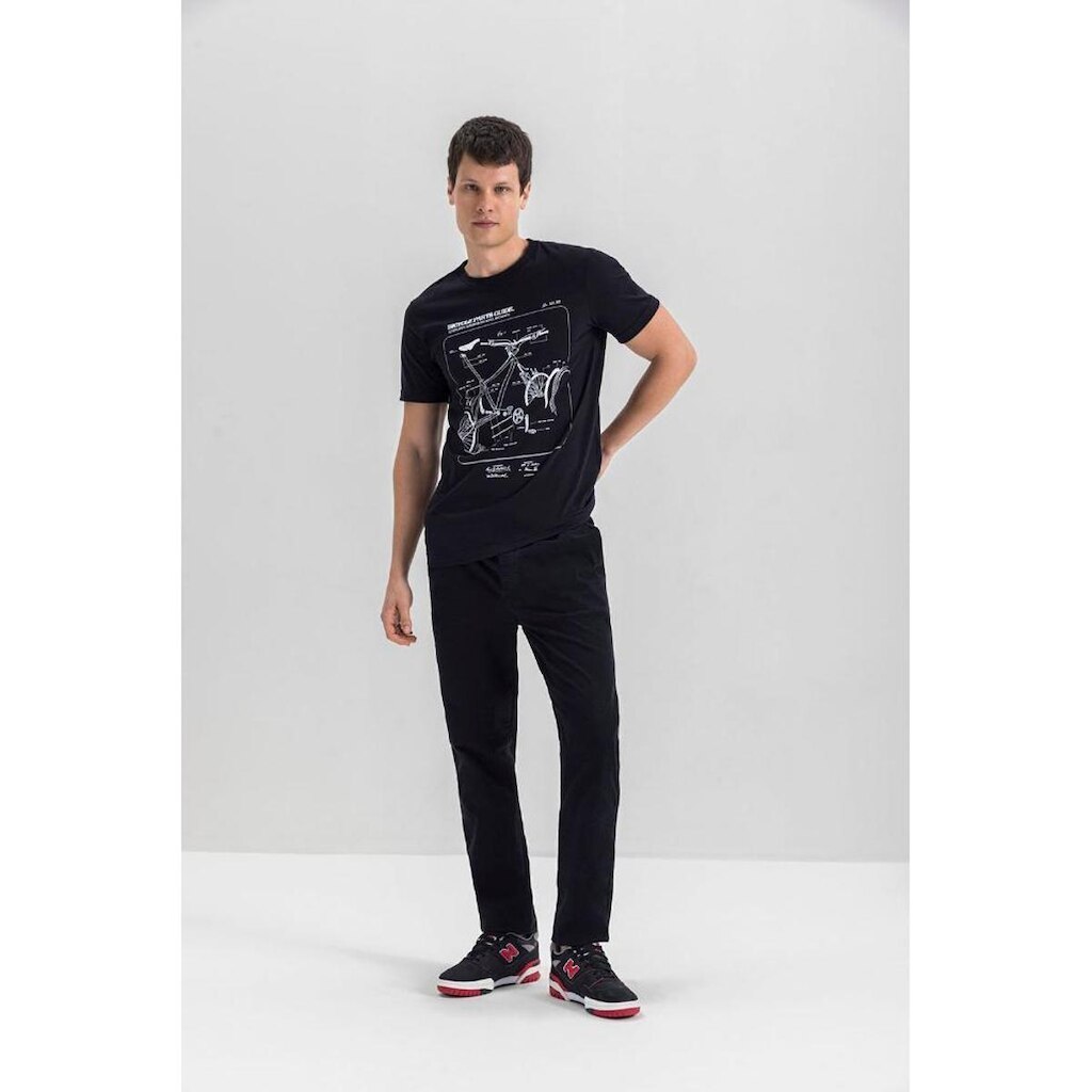 Camiseta masculina em malha Essendi
