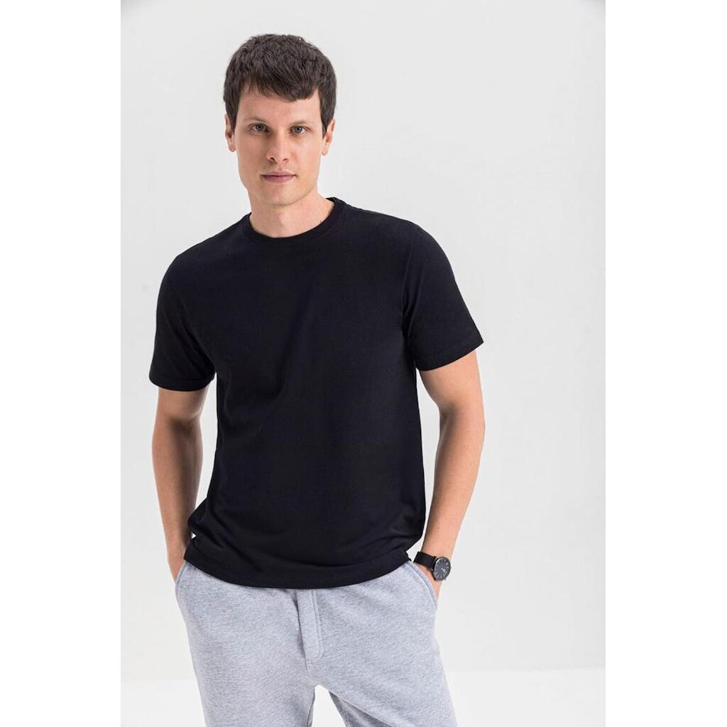 Camiseta Masculina Em Meia Malha Essendi