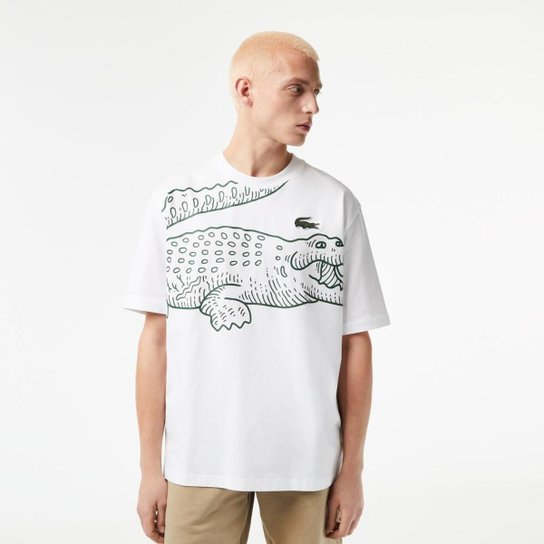 Camiseta masculina Lacoste com decote redondo, modelagem solta e estampa de crocodilo - Branco é ruim? Camiseta masculina Lacoste com decote redondo, modelagem solta e estampa de crocodilo - Branco é boa?