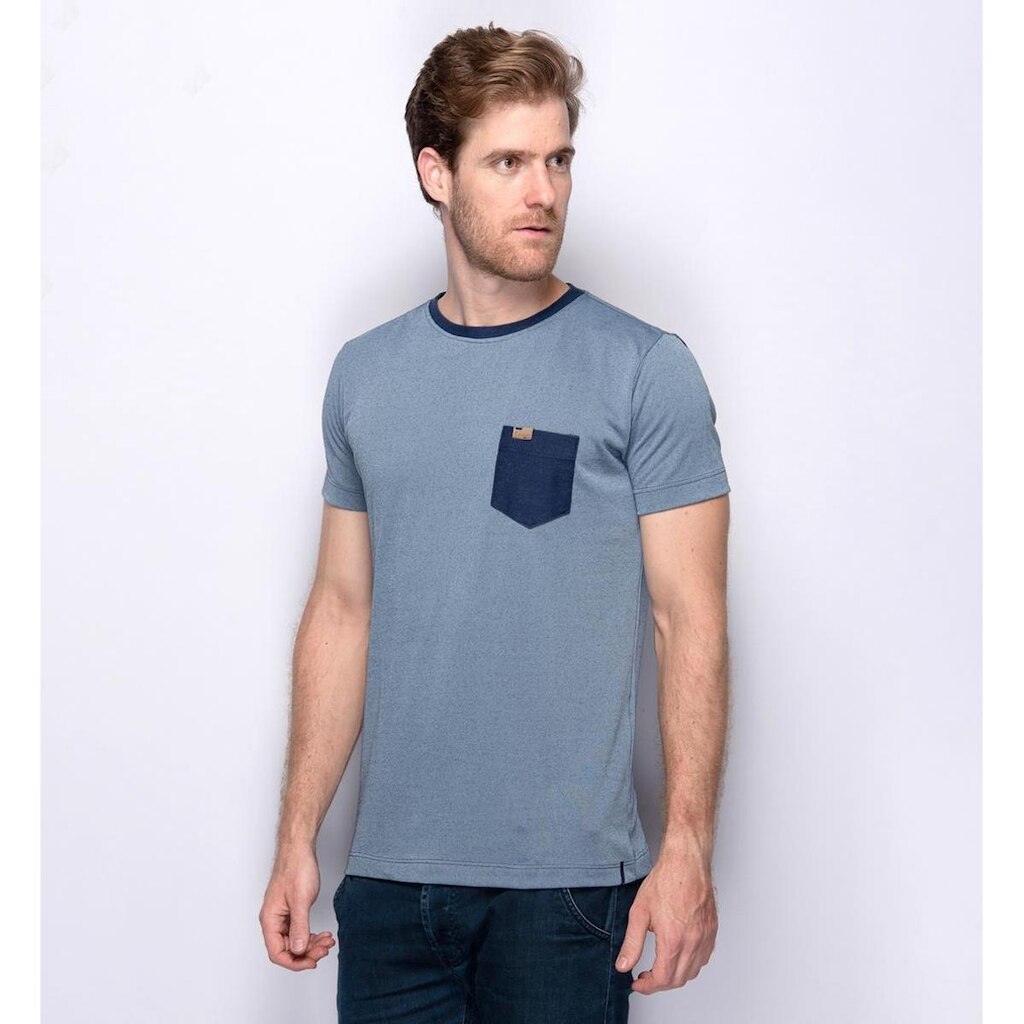 Camiseta Masculina Slim Bolso Algodão Confortável