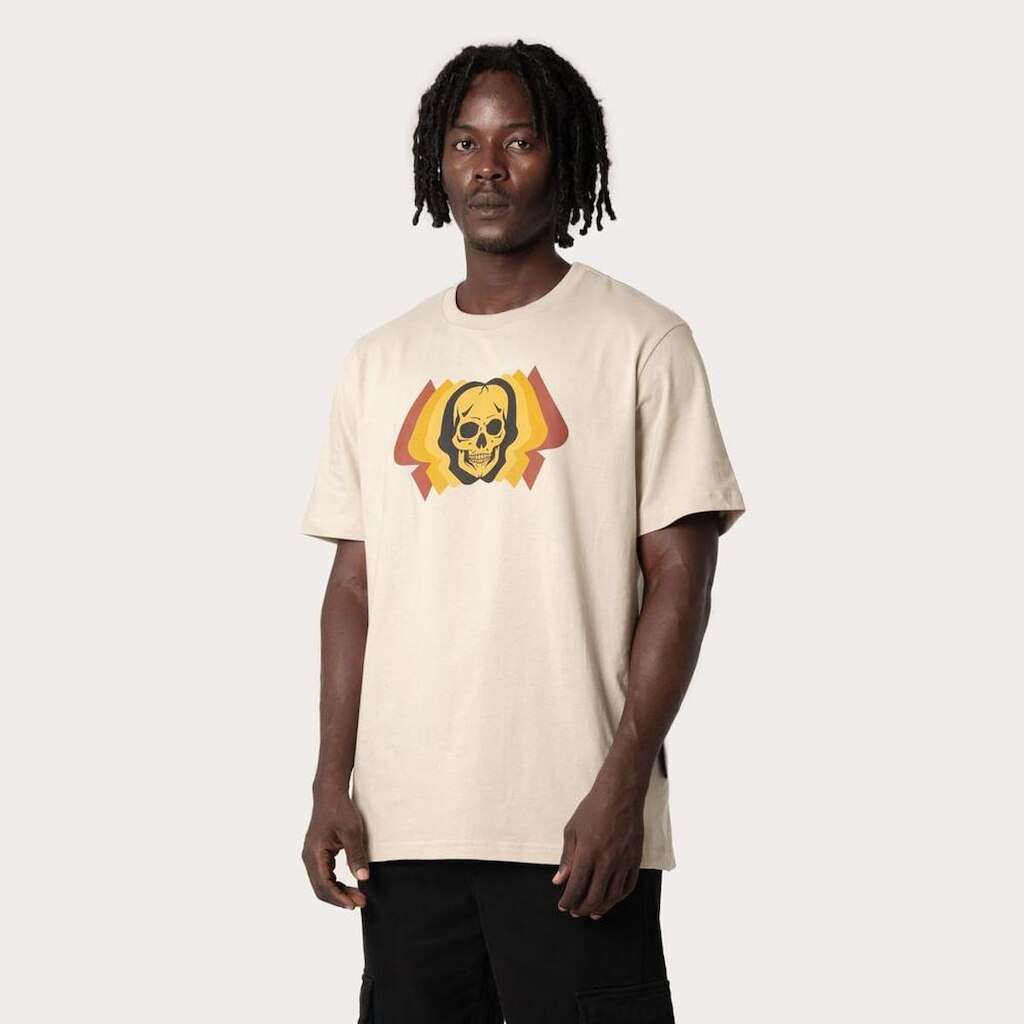 Camiseta MCD Caveira Metamorfose SM25