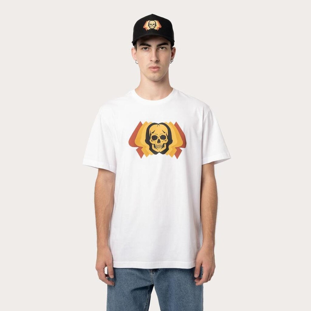 Camiseta MCD Caveira Metamorfose SM25