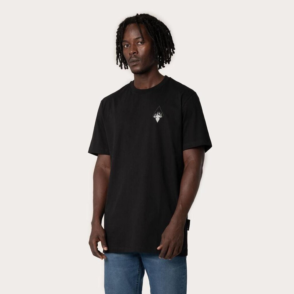Camiseta MCD Espada Arame Enfarpado SM25