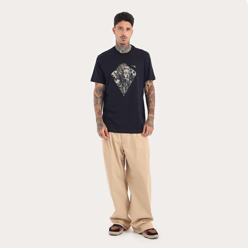 Camiseta MCD Queen Elizabeth WT26 Masculina