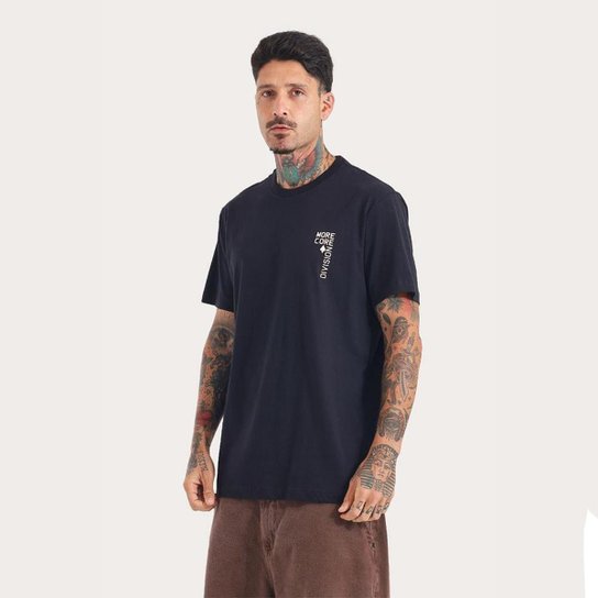 Camiseta More Core Division Lateral