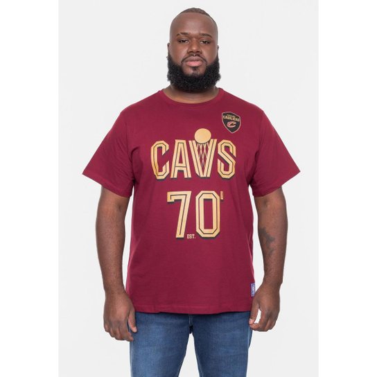 Camiseta NBA Plus Size City Number Cleveland Cavaliers Masculino - Vinho Menor preço em Camiseta NBA Plus Size City Number Cleveland Cavaliers Masculino - Vinho
