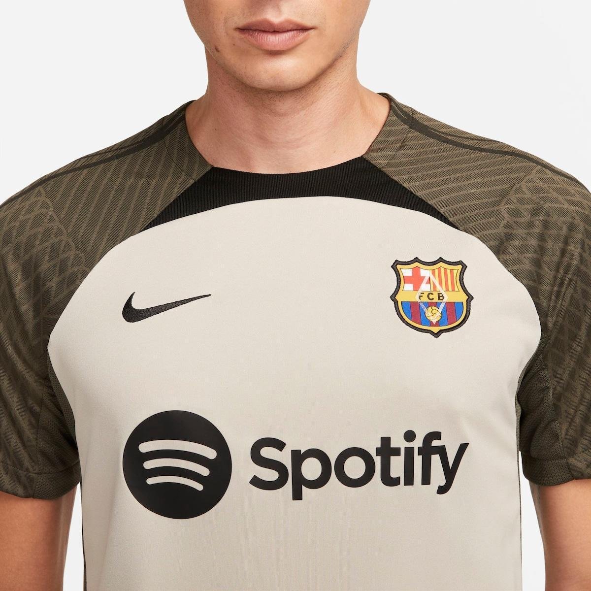 Camiseta Nike Barcelona Strike Masculina - Cinza | Netshoes