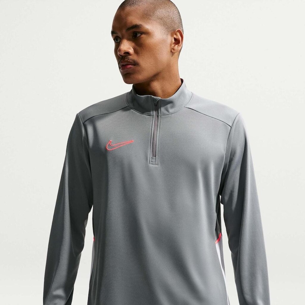 Camiseta Nike Dri-FIT Academy Pro Masculina
