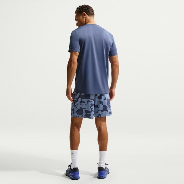 Camiseta Nike Dri-FIT Legend Masculina