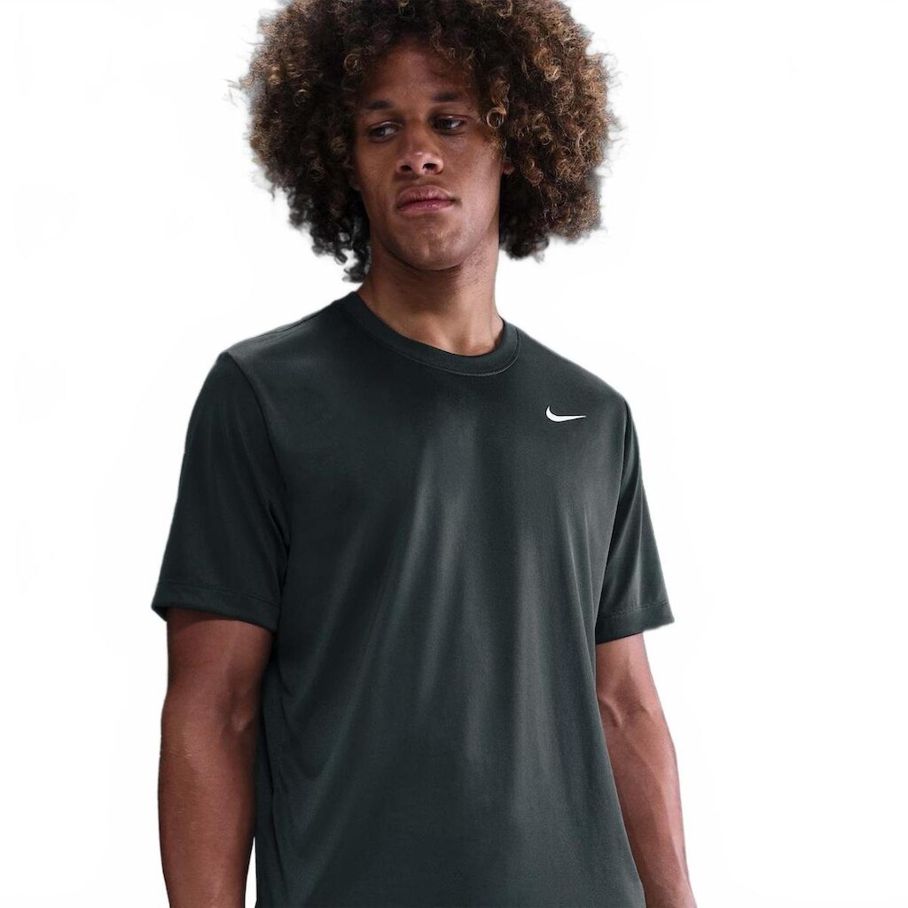 Camiseta Nike Dri-FIT Legend Masculina